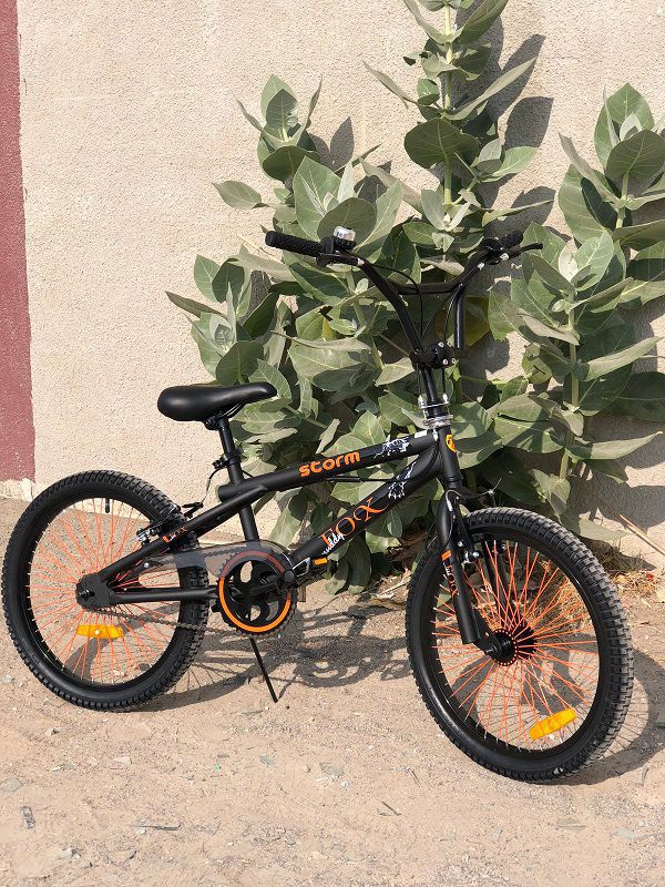 Bicycle 20 Free Style FX Storm,Code:21XS.           Price per day:   20AED from 30 days,   35AED from 15 days.